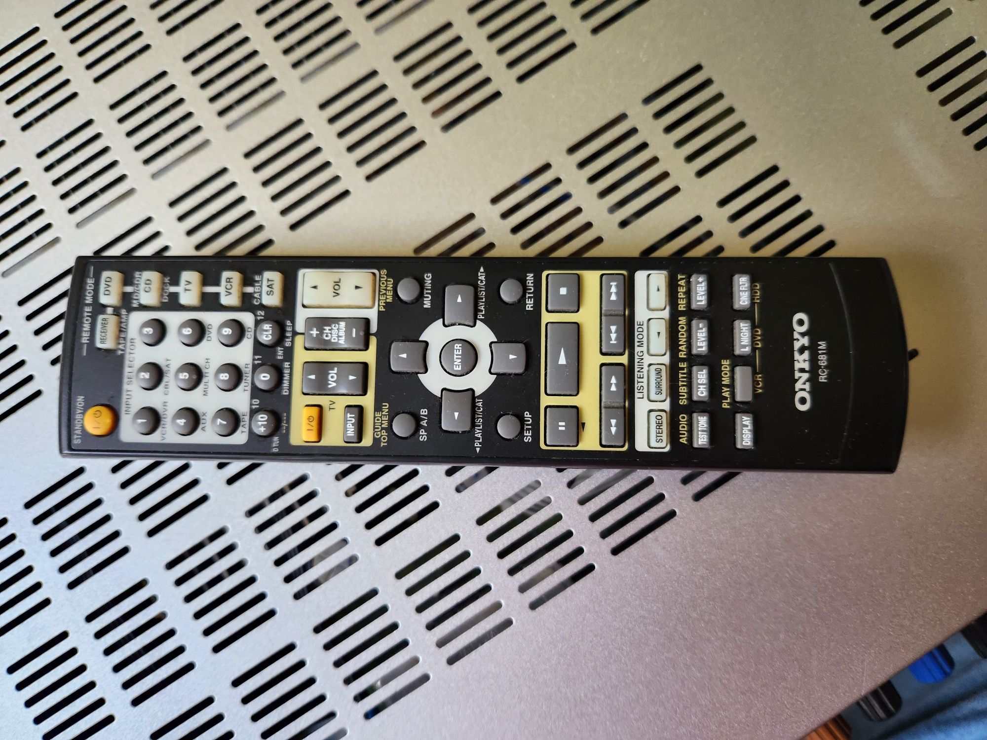 Amplituner Onkyo TX-SR505E + Pilot