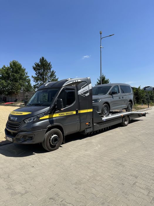 Transport samochodów, laweta, pomoc drogowa