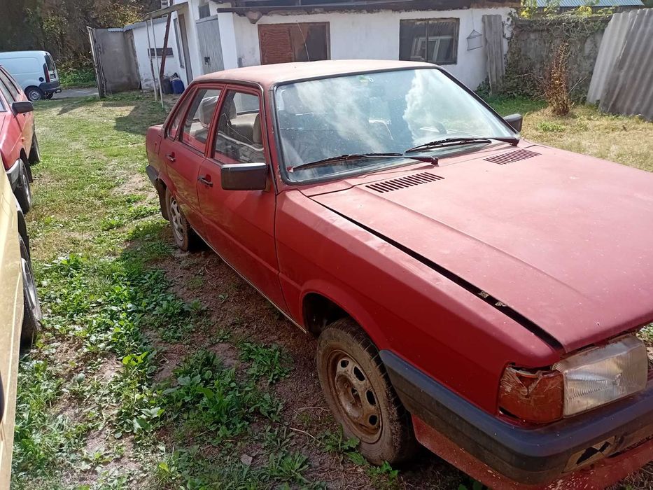 Audi 80 b2 1.8 бензин