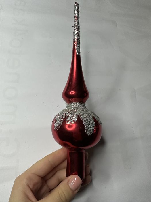 Різні новорічні іграшки