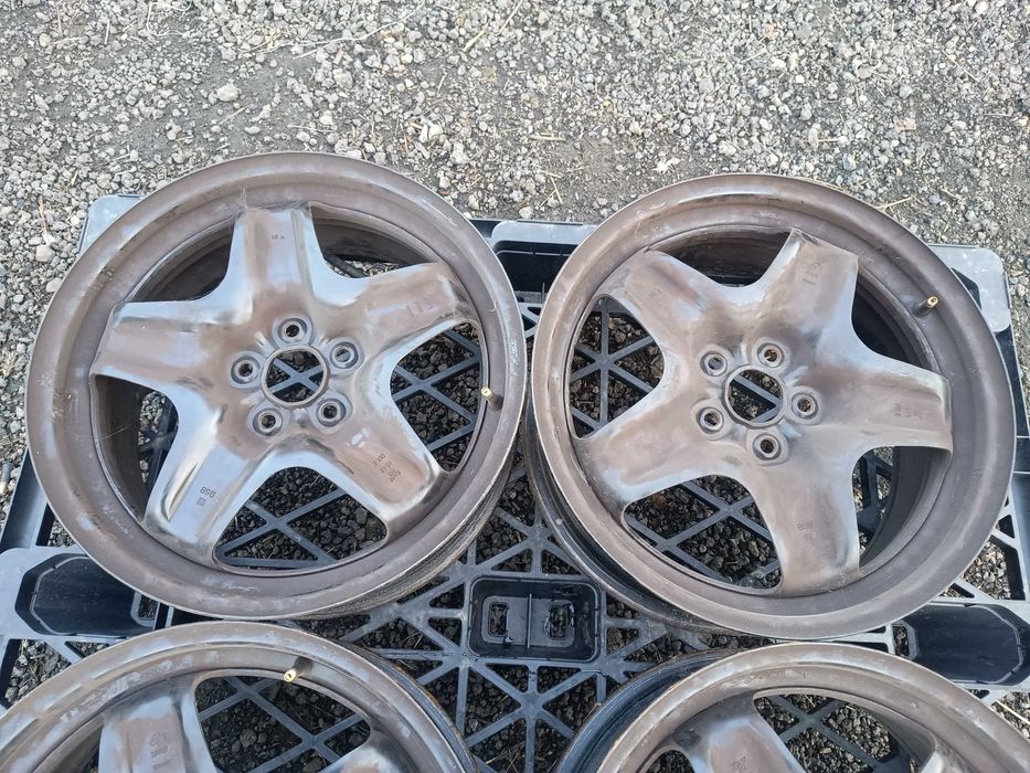 Felgi stalowe strukturalne Opel 17'' 5x105 + kołpaki