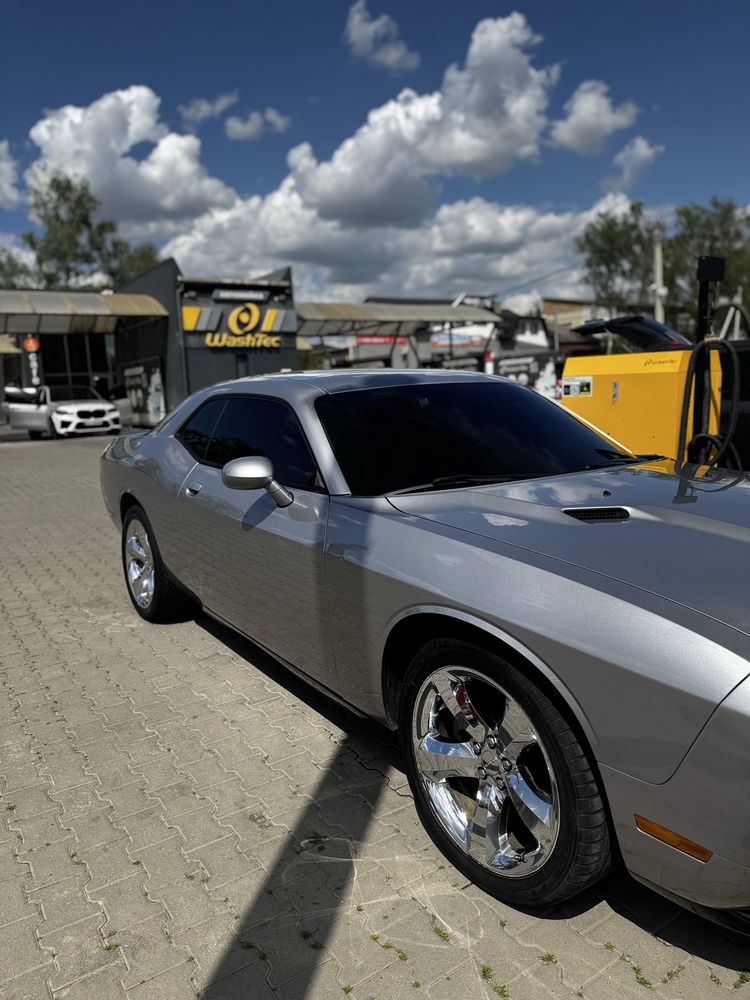 Dodge Challenger 2013 oldschool car
