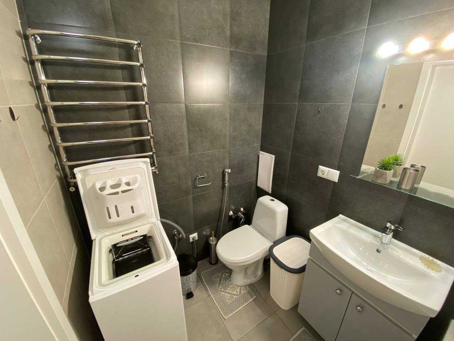 1-к. квартира в новобудові з ремонтом та і/о за вул. Потічна