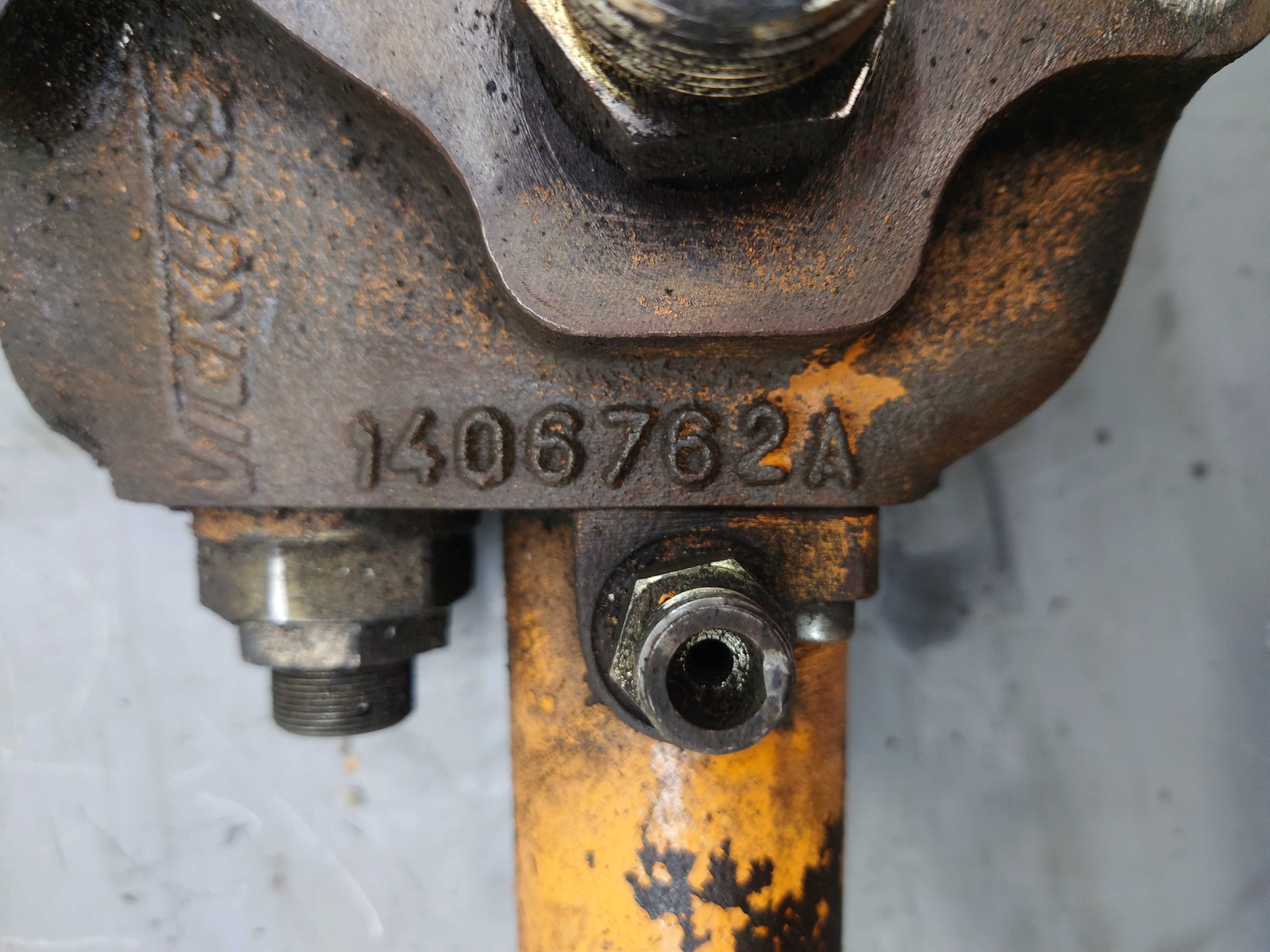 Case 1188 Rozdzielacz Vickers T1260 1 Sekcja 1406  762A