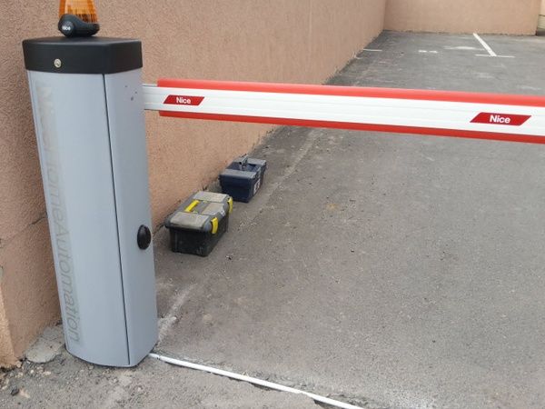 шлагбаум  автоматичний