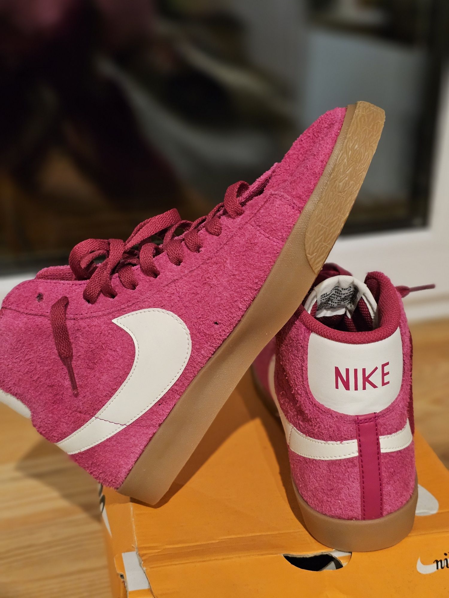 Buty nowe Nike Eu 40 Zamsz damskie high top