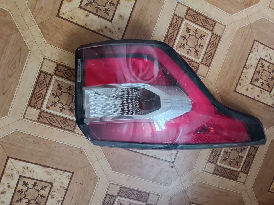 Фара задняя левая Форд Эскейп