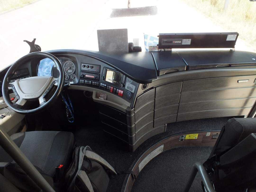 Autokary Warszawa/ Piętro Neoplan 79 osób