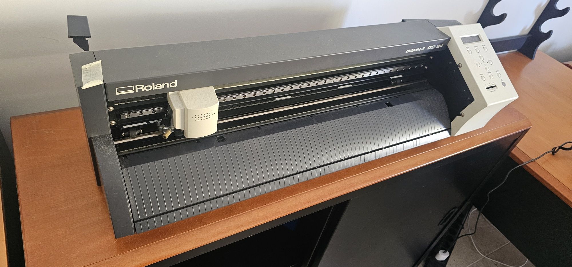 Roland GS-24 Plotter