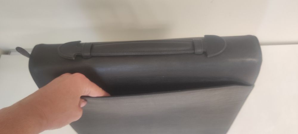 Teczka, aktówka A4 ECOSKÓRA CZARNA