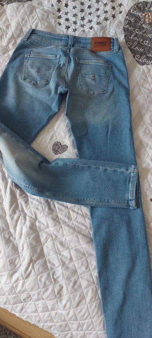 Spodnie jeansowe Tommy Jeans