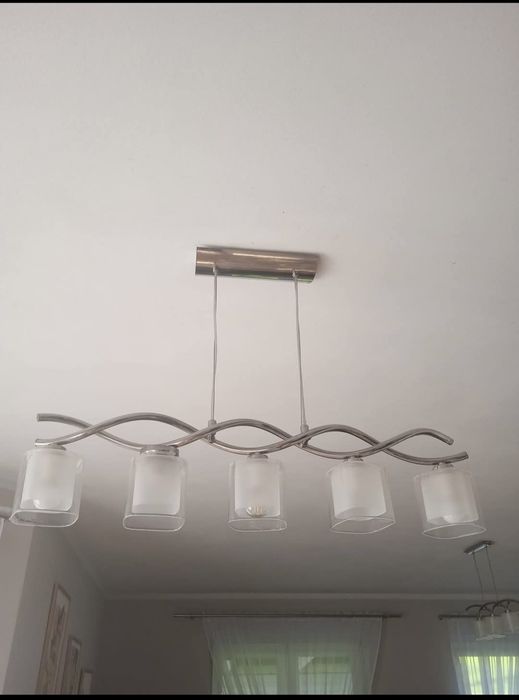 Lampy wiszące do salonu