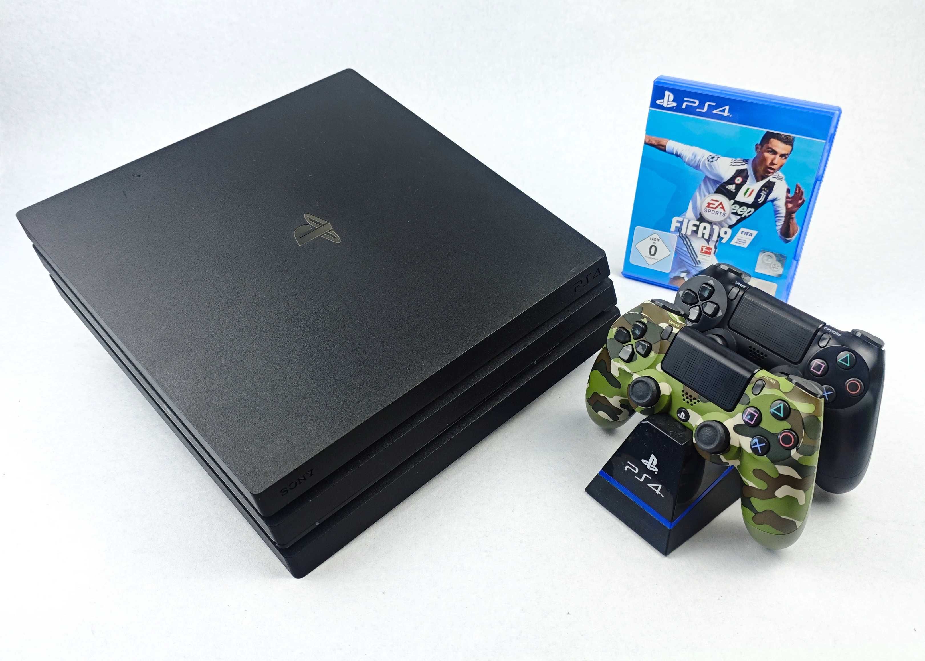 [PS4] Sony PlayStation 4 Pro 1Tb + 2 геймпади + Fifa 19