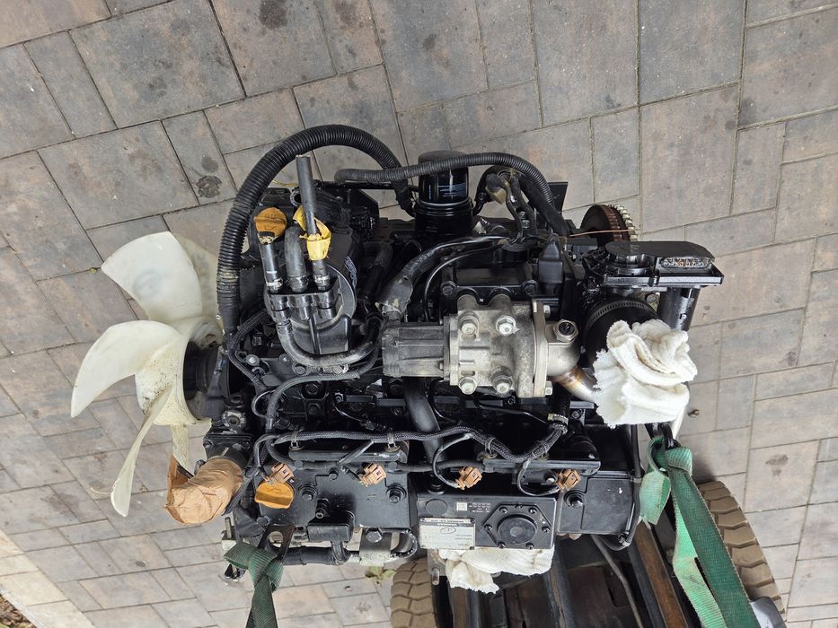 Silnik Yanmar 4TNV98C  do kosiarki traktorka minikoparki