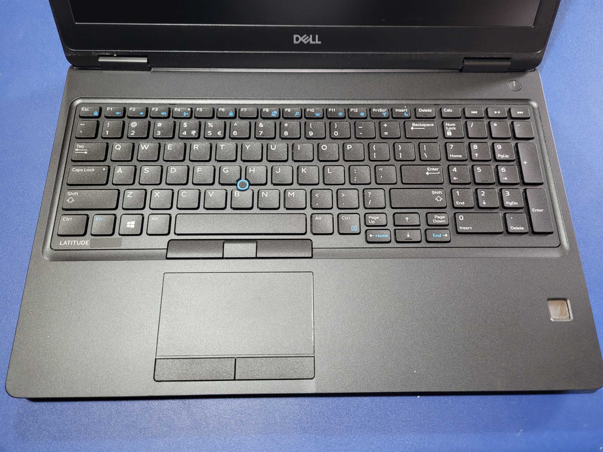 15.6" Laptop Dell Latitude 5580 i5-7300u/16GB/512GB+500GB _ZOBACZ stan