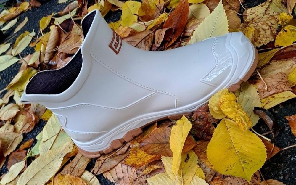 Черевики чоботи гумові дощові