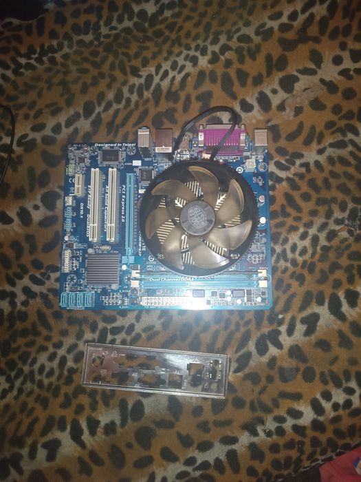 Комплект i7-3770 + GA-H61M-S2 + Team Elite 8 ГБ RAM+кулер CoolerMaster