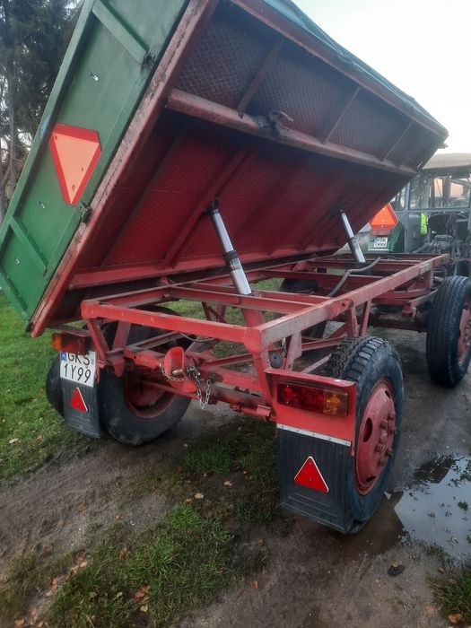 Przyczepa rolnicza wywrotka