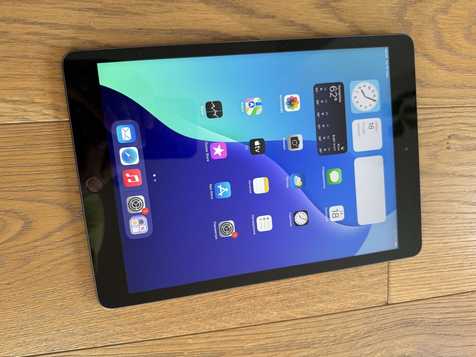 Apple ipad 8 Wifi LTE 32gb MDM Space Grey сірий Чорний