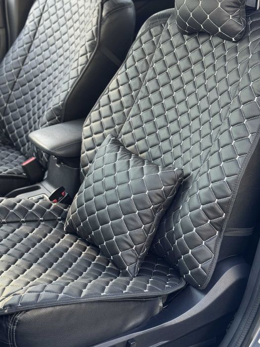 Чехлы на сидения машина, накидки в авто. Автонакидки/авточохли чорні