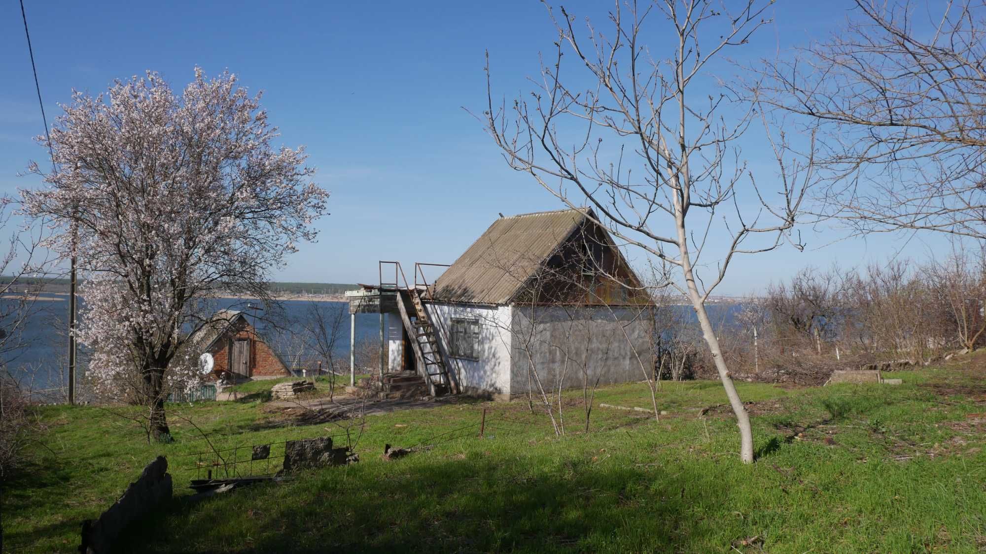 Тільки продаж. Дача 7 соток із мальовничим видом на річку та місто