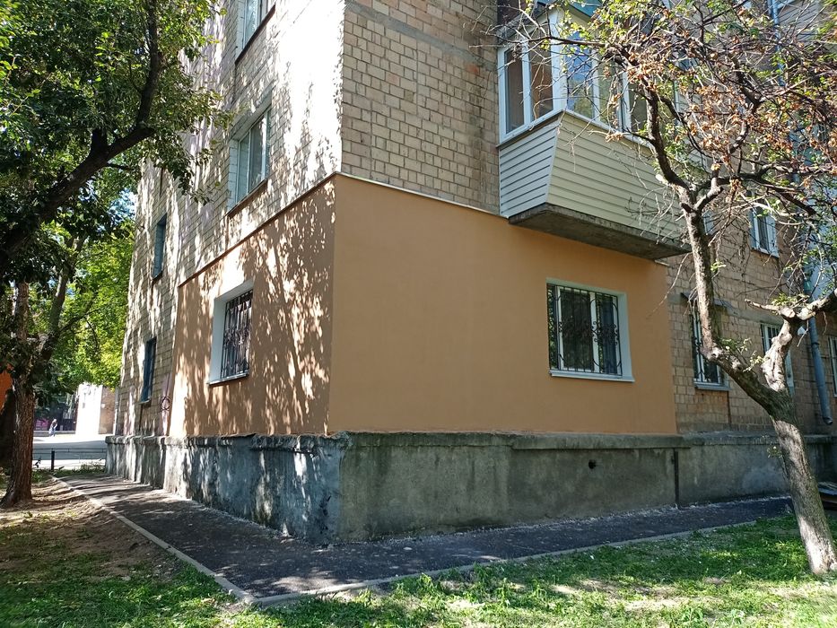 Утеплення фасадів квартир домов стін ззовні