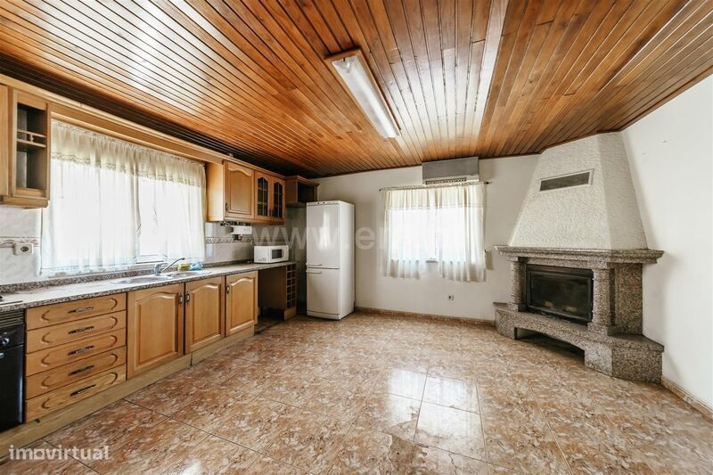 Moradia Isolada T3 / Covilhã, Erada