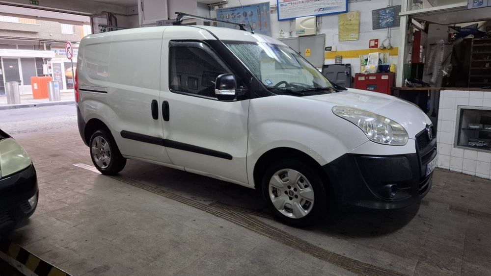 Fiat Dobló cargo 1.3 multijet - motor novo