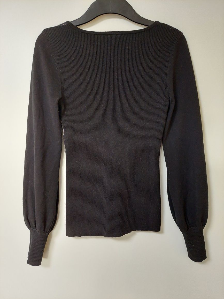 Sweter Karen Millen  r. S
63% wiskoza.
Stan bardzo dobry.