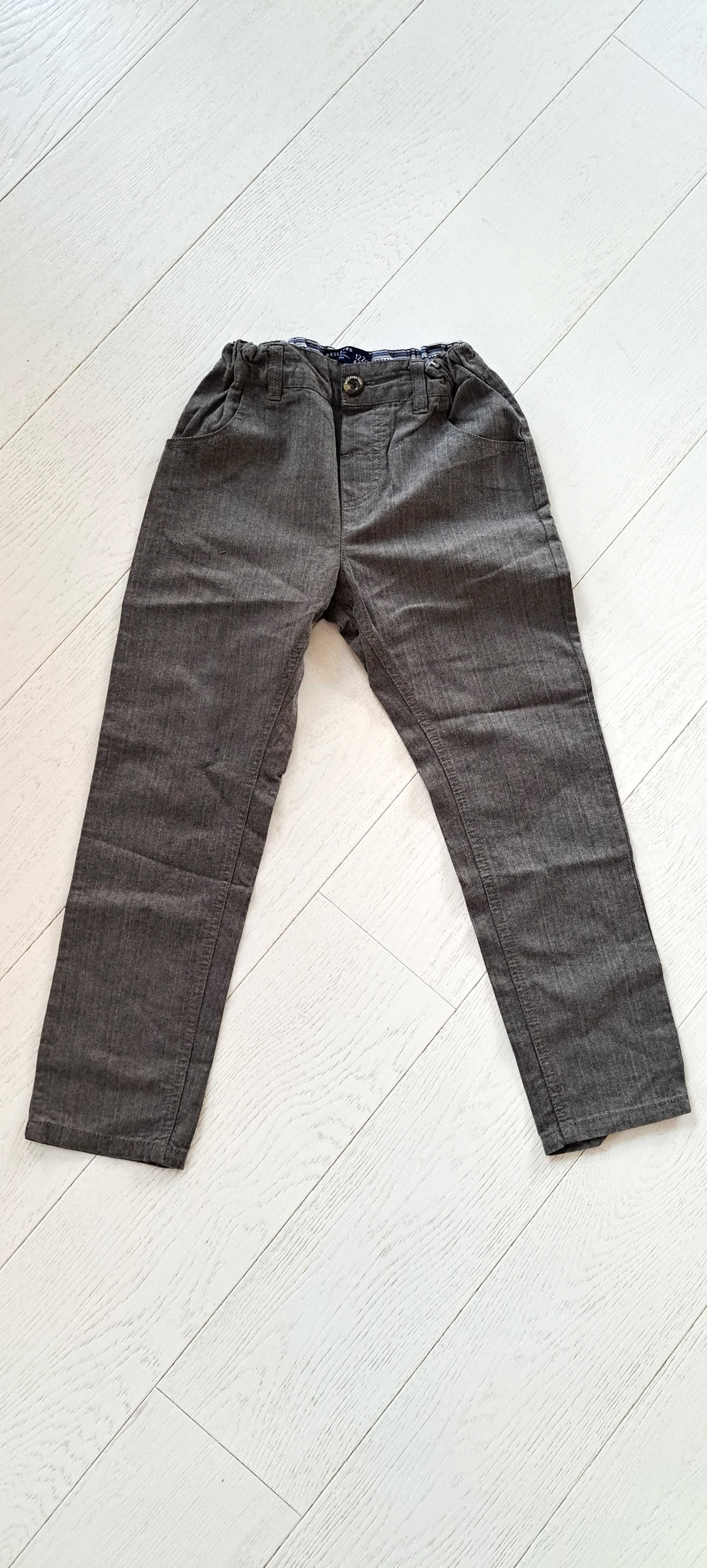 Chłopięce eleganckie spodnie jodełka RESERVED, r. 122 cm, 6-7 lat