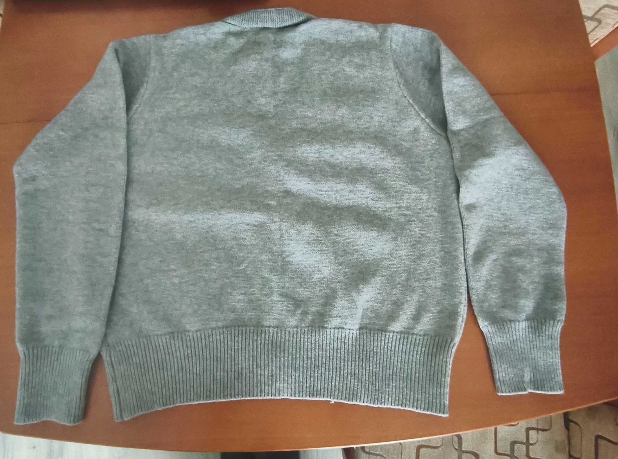 Nowy piękny kardigan damski z perełkami