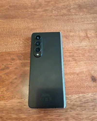 Samsung Z Fold 4