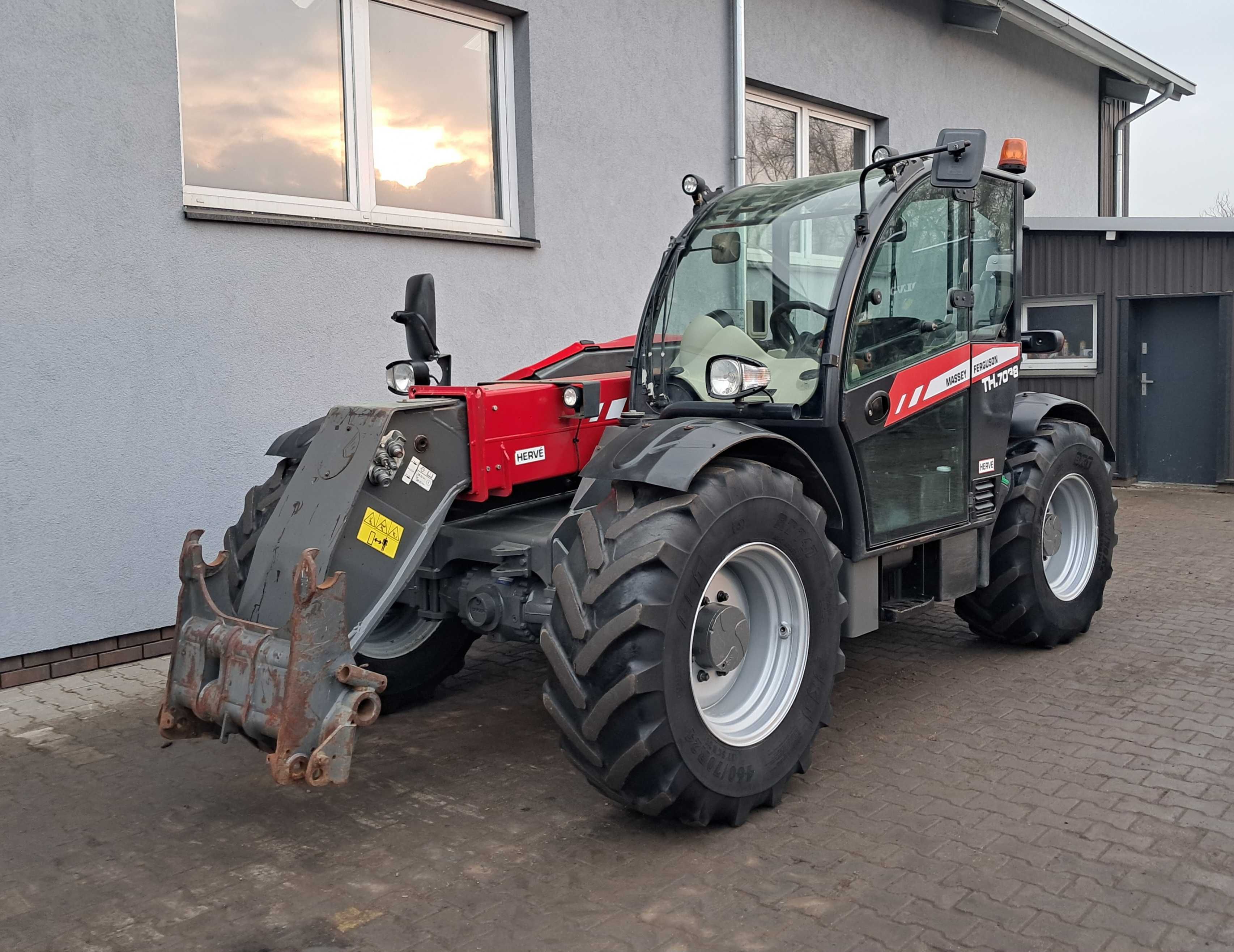 MASSEY FERGUSON TH 7038 Oryginał 2018r Klima 132kM 40km/h 7m 3.8t Full