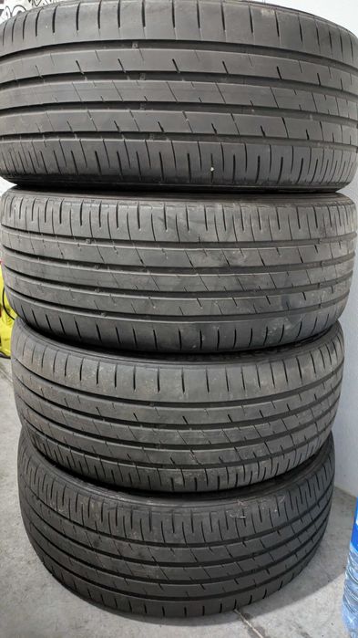 4 pneus Momo top run M30 205/45R17
