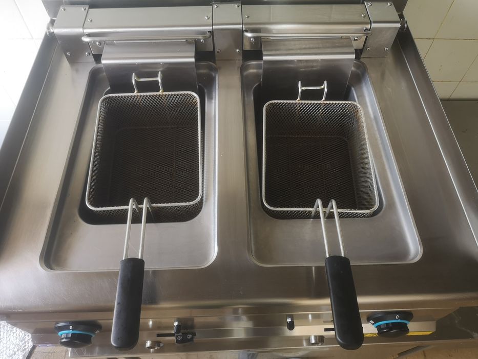 Fogão electrico e fritadeira industrial