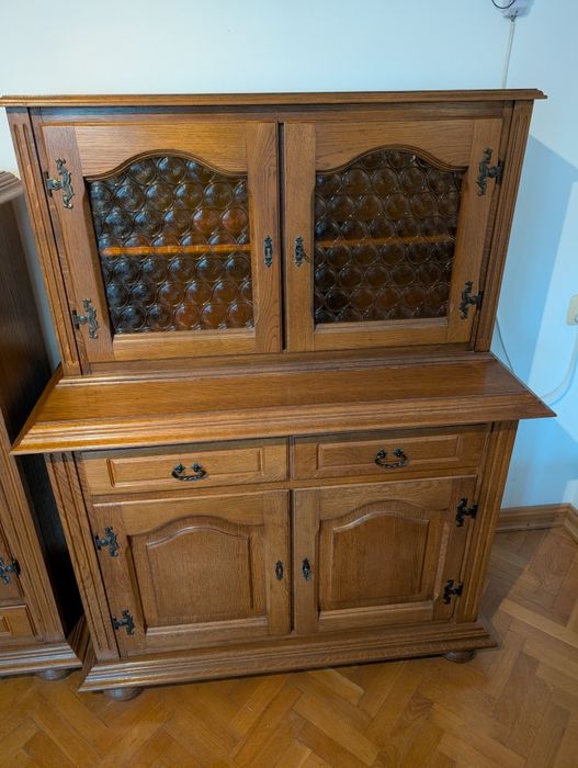 Kredens dębowy solidny