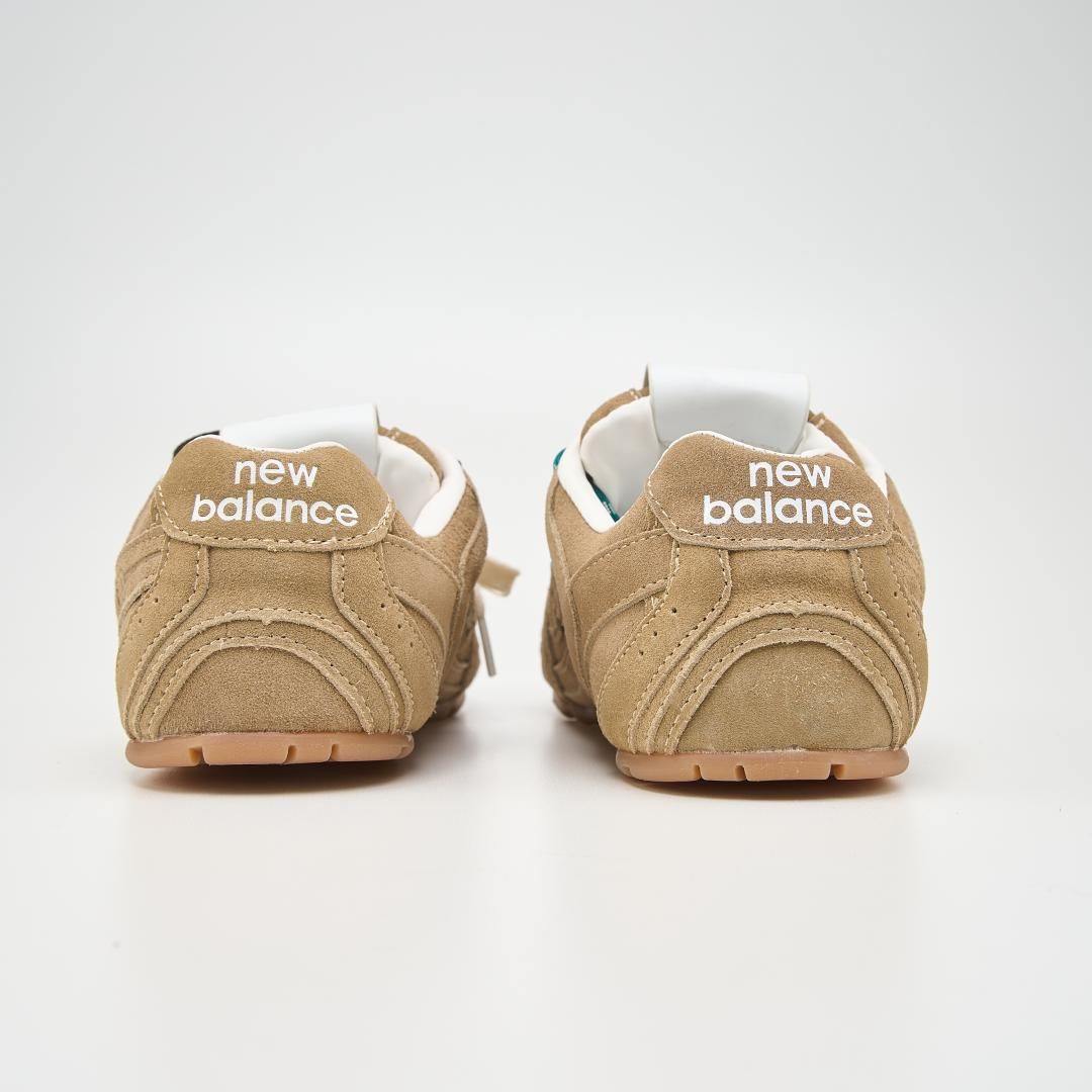 Кроссовки New Balance X Miu Miu 530 SL Bleached Leather