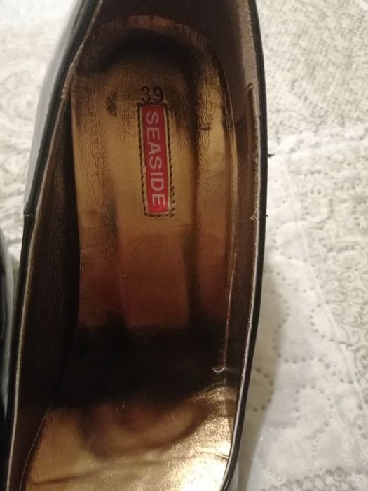 Sapatos salto agulha