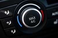 Napelnienie , serwis klimy auto klimatyzacja naprawa r134a / 1234yf