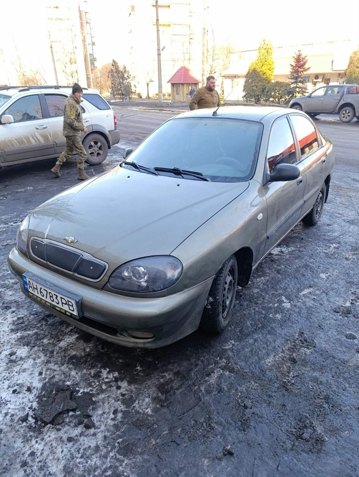 Daewoo Sens бежевый 2005 года
