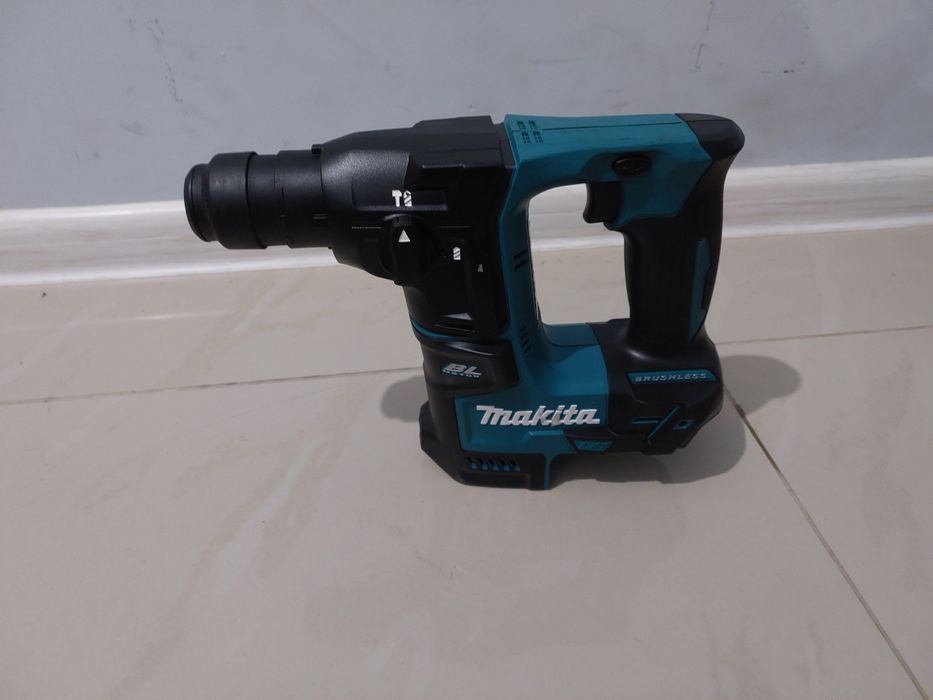 Акумуляторний перфоратор Makita DHR 171