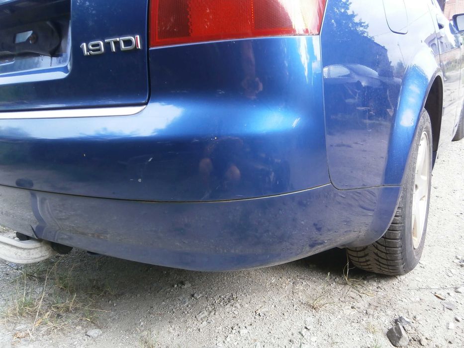 audi A4 B6 sedan zderzak tył tylni niebieski LZ5C