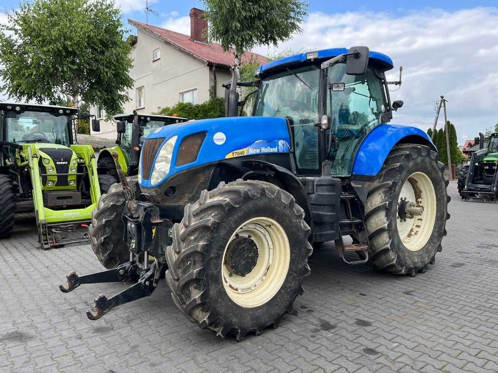 NEW HOLLAND T7040 POWER COMMAND /  Kabina amortyzowana / Klima /