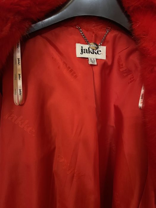 Шубка із штучного хутра бренду Jakke