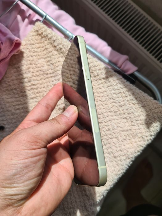 iPhone 15 Plus 128 esim