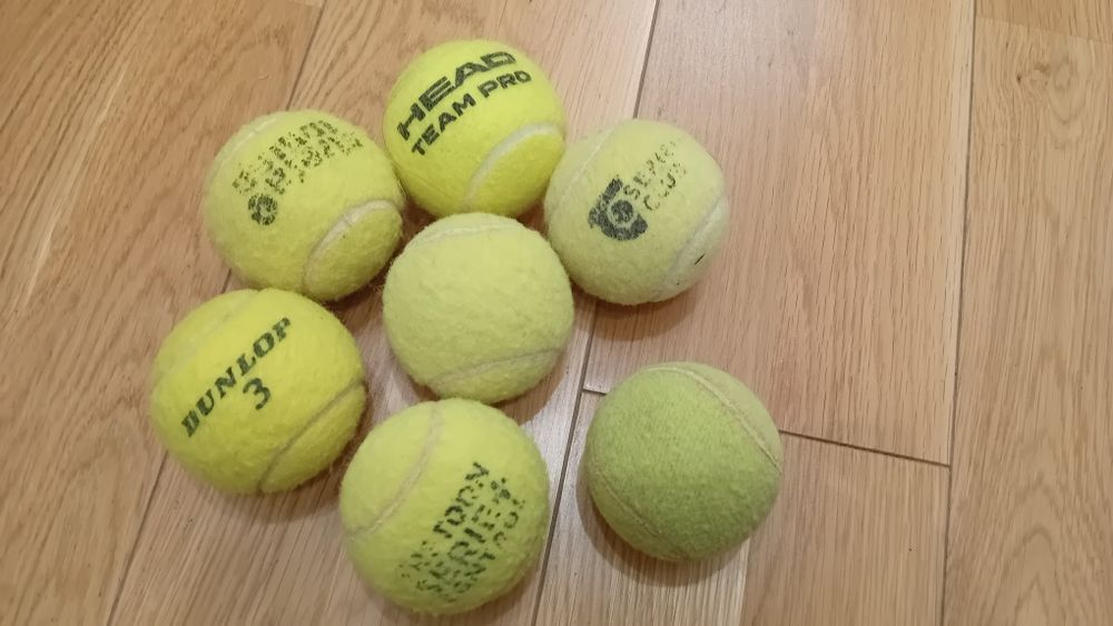 Piłeczki tenisowe