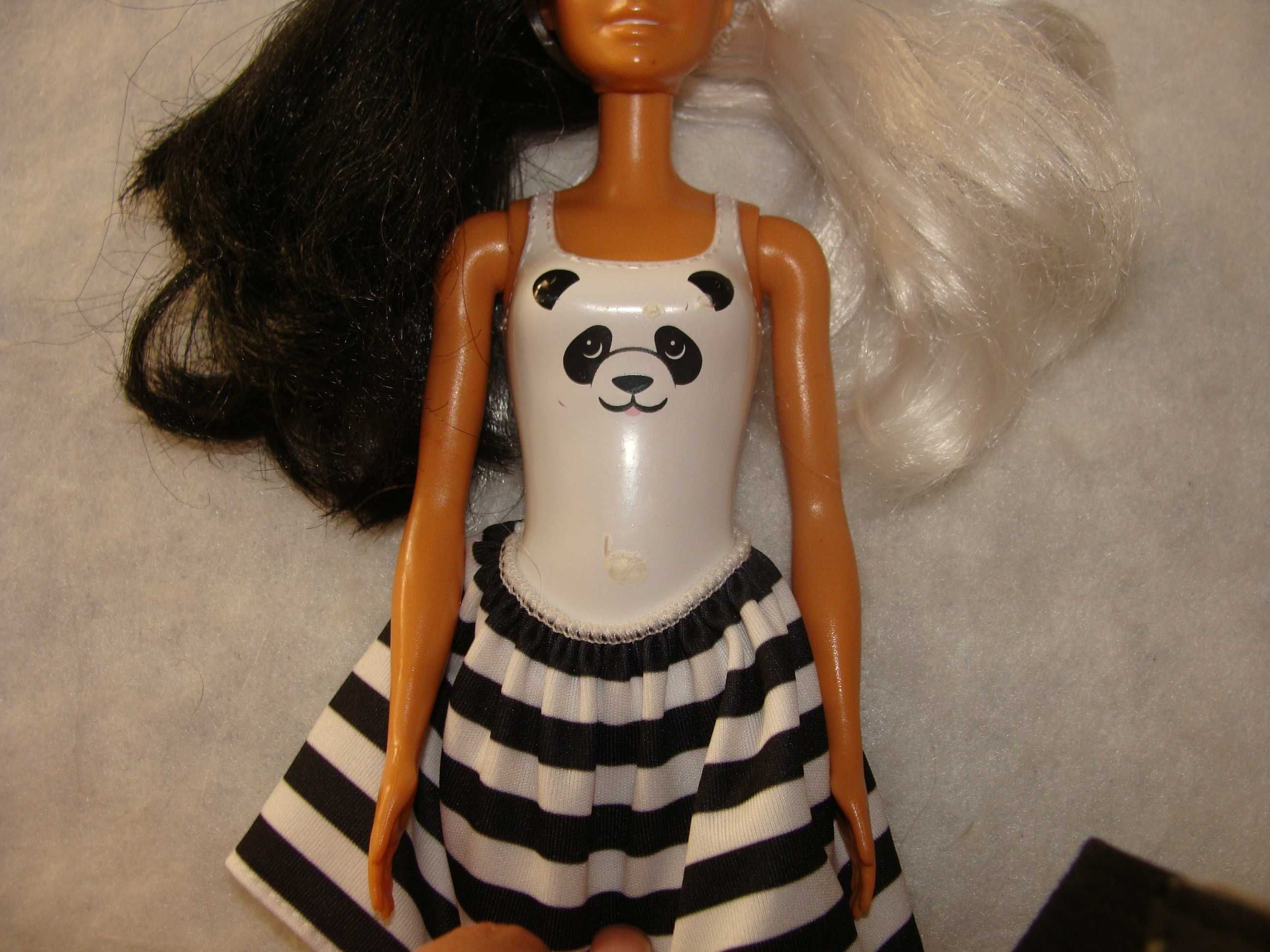 Barbie Color Reveal Doll (Ref. GMT49) de 2020