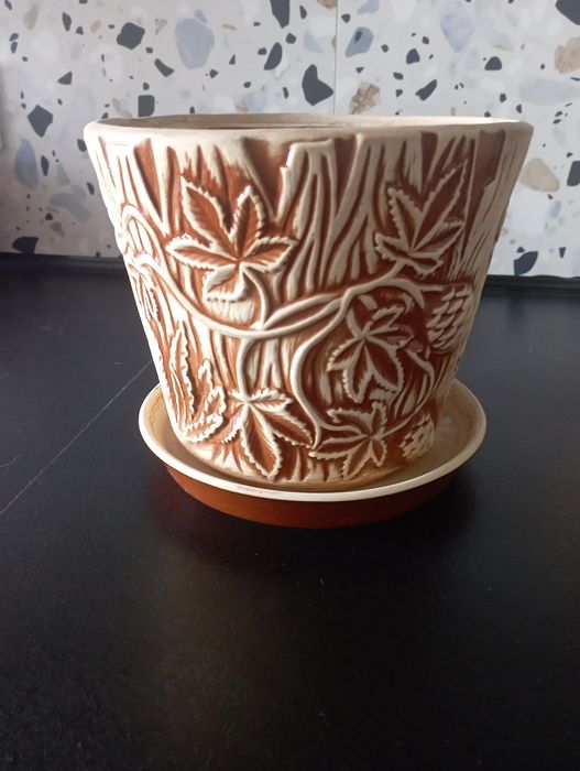 Керамічні вази для квітів