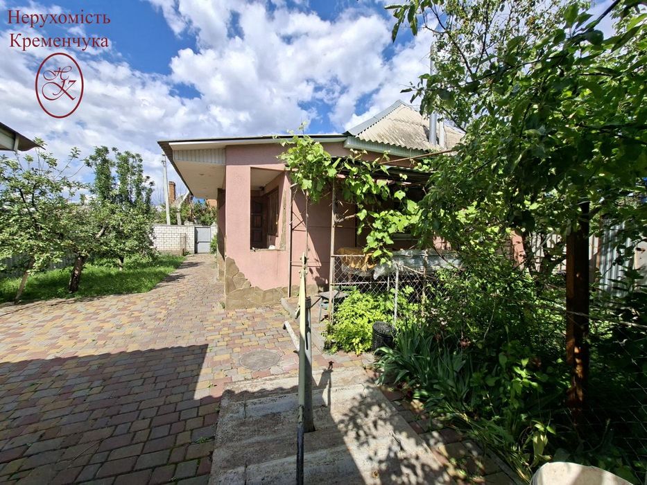 Продам будинок в Крюкові