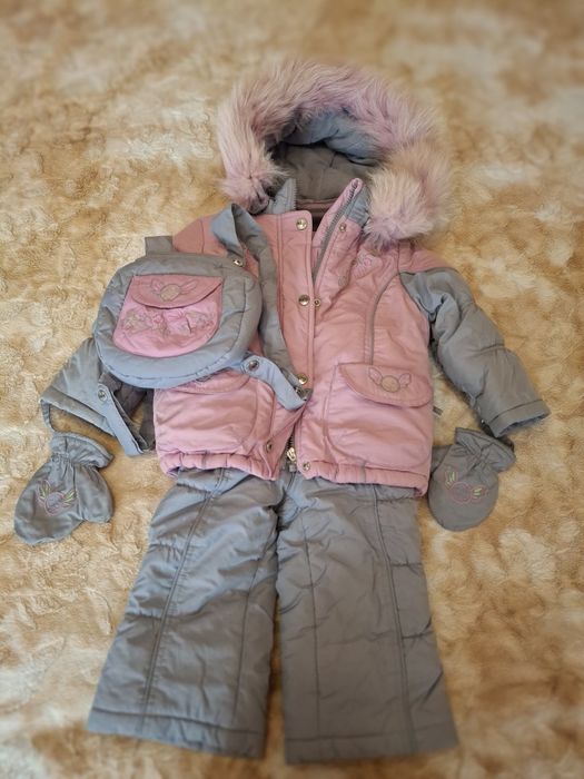 Дитячий зимовий комбінезон з рукавичками та рюкзачком